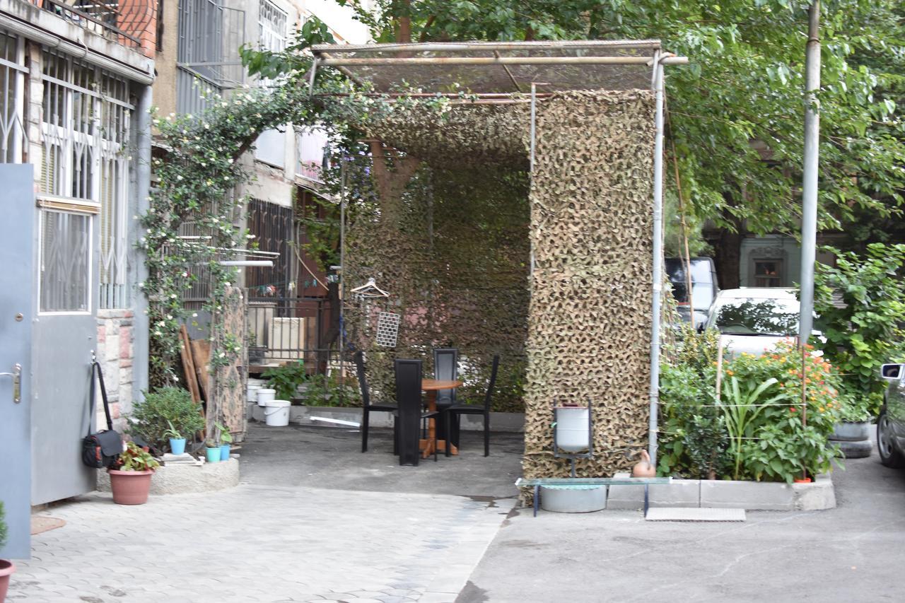 3 Room Flat In Tbilisi Exterior photo